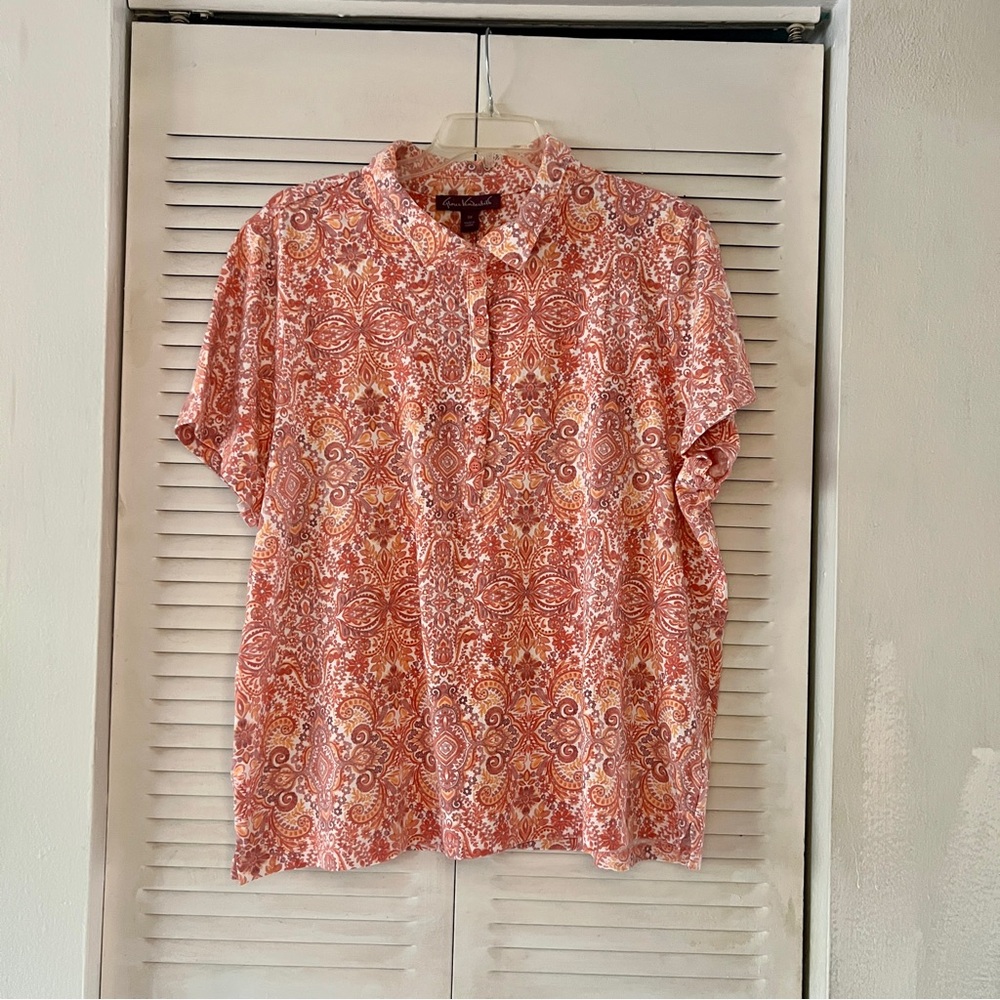 Gloria Vanderbilt Short-Sleeve Paisley Patterned Polo Top